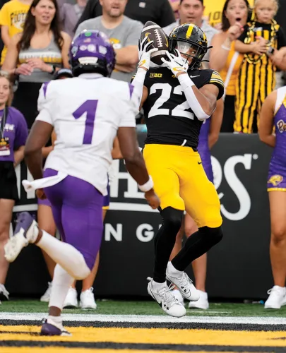 No. 18 Hawkeyes ground-and-pound Panthers, 55-0